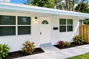 1022 NE 39th St, Oakland Park, FL 33334 - Photo 2