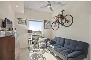 10 SW South River Dr, Miami, FL 33130 - Photo 8