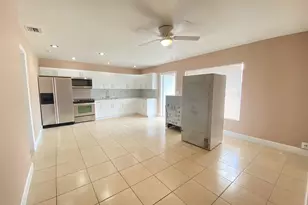 16 NE 9th Ave, Deerfield Beach, FL 33441 - Photo 2