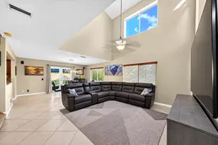 9871 NW 5th Pl, Plantation, FL 33324 - Photo 6