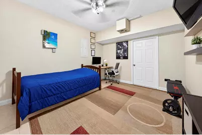 9871 NW 5th Place, Plantation, FL 33324 - Photo 14