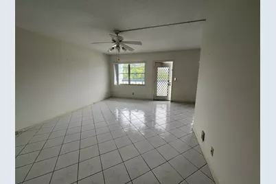 4006 Farnham N #4006, Deerfield Beach, FL 33442 - Photo 2