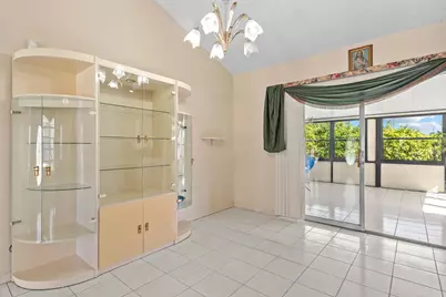 2219 E Pineridge Court, Delray Beach, FL 33444 - Photo 14