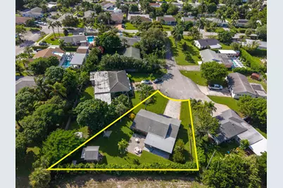 2219 E Pineridge Court, Delray Beach, FL 33444 - Photo 34