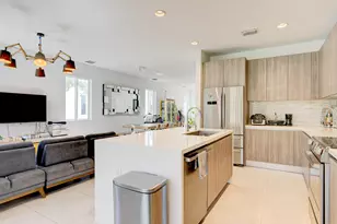10241 NW 72nd Terrace, Doral, FL 33178 - Photo 12
