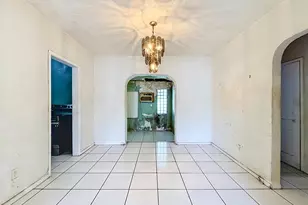 511 NW 46th St, Miami, FL 33127 - Photo 12