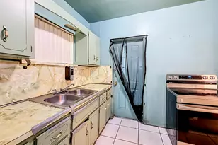 511 NW 46th St, Miami, FL 33127 - Photo 16