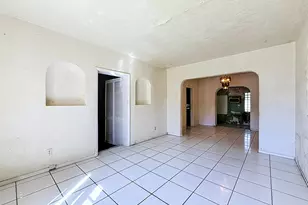 511 NW 46th St, Miami, FL 33127 - Photo 8