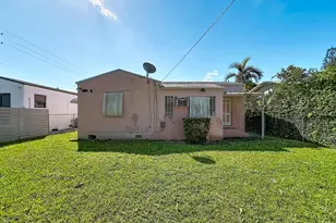 511 NW 46th St, Miami, FL 33127 - Photo 30
