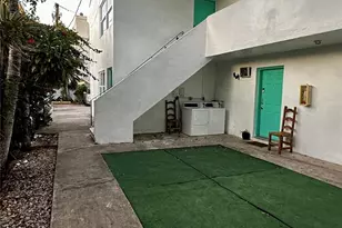 1135 NW 4th St, Miami, FL 33128 - Photo 8