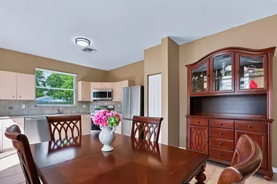 1024 Park Hill Drive, Haverhill, FL 33417 - Photo 4