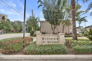 235 Riviera Cir, Weston, FL 33326 - Photo 4