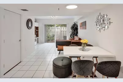 235 Riviera Circle, Weston, FL 33326 - Photo 10