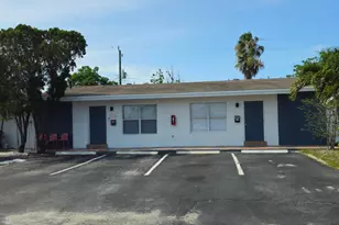 671 NE 46th Ct, Oakland Park, FL 33334 - Photo 4