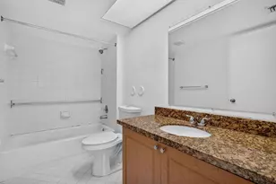 801 SW 141st Ave, Pembroke Pines, FL 33027 - Photo 14