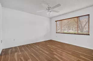 801 SW 141st Ave, Pembroke Pines, FL 33027 - Photo 12