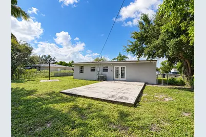 1805 NW 13th Court, Fort Lauderdale, FL 33311 - Photo 4