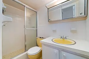 2050 NE 39th St, Lighthouse Point, FL 33064 - Photo 8