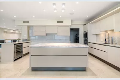 101 S Fort Lauderdale Beach Boulevard #2703, Fort Lauderdale, FL 33316 - Photo 4