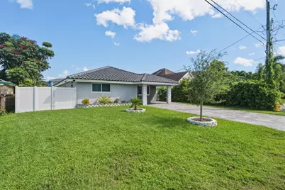 4440 SW 26th Avenue, Fort Lauderdale, FL 33312 - Photo 2