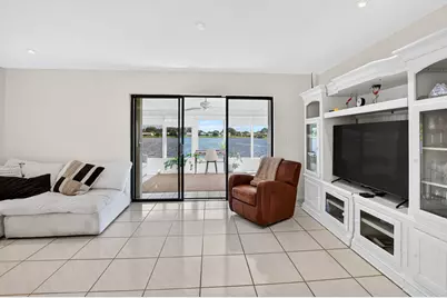 5537 Mirror Lakes Boulevard, Boynton Beach, FL 33472 - Photo 20