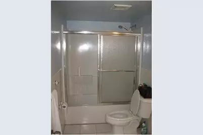 2400 NE 10th Street NE #305, Pompano Beach, FL 33062 - Photo 6