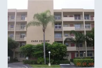 2400 NE 10th Street NE #305, Pompano Beach, FL 33062 - Photo 8