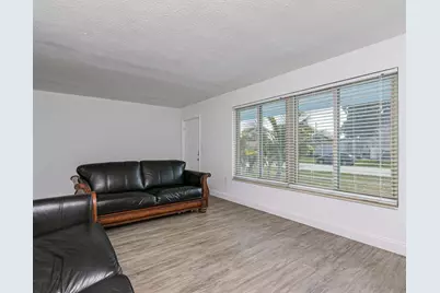 8451 NW 25th Court, Sunrise, FL 33322 - Photo 10