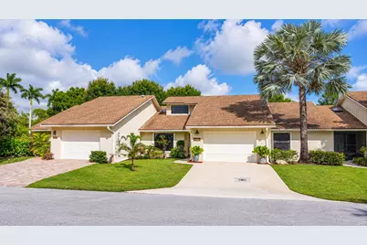 11894 Donlin Drive, Wellington, FL 33414 - Photo 2