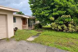 1025 SE 14th St, Deerfield Beach, FL 33441 - Photo 2