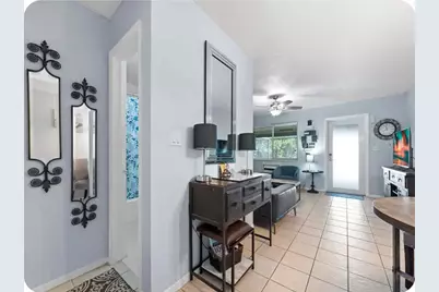 2225 NE 14th Avenue #2, Wilton Manors, FL 33305 - Photo 12