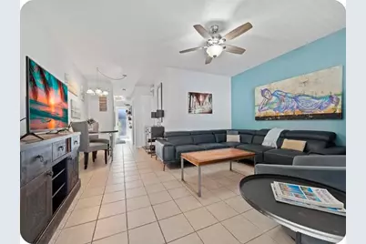 2225 NE 14th Avenue #2, Wilton Manors, FL 33305 - Photo 4