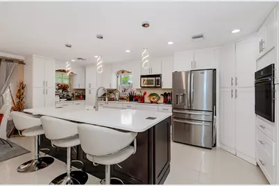 6441 NW 29th Court, Sunrise, FL 33313 - Photo 4