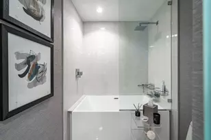 100 E Las Olas Blvd, Fort Lauderdale, FL 33301 - Photo 22