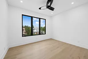 2737 NE 18th St, Fort Lauderdale, FL 33305 - Photo 50
