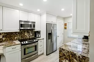 808 Cypress Blvd, Pompano Beach, FL 33069 - Photo 12