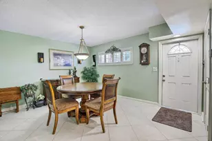 820 S Hollybrook Dr, Pembroke Pines, FL 33025 - Photo 8