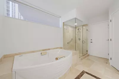17555 Collins Avenue #2106, Sunny Isles Beach, FL 33160 - Photo 42