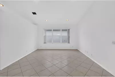 10410 Utopia Circle E, Boynton Beach, FL 33437 - Photo 10