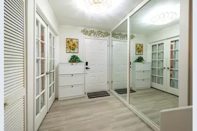 4421 SW 70th Terrace, Davie, FL 33314 - Photo 16