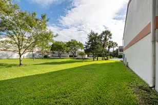 4421 SW 70th Terrace, Davie, FL 33314 - Photo 28