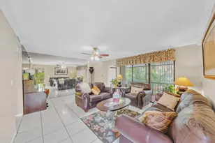 301 N Pine Island Rd, Plantation, FL 33324 - Photo 2