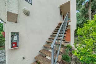 301 N Pine Island Rd, Plantation, FL 33324 - Photo 8