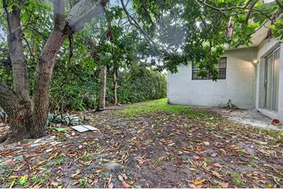 1385 NE 131st Street, North Miami, FL 33161 - Photo 22