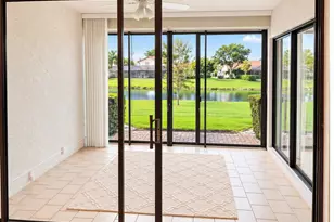 25 Centennial Ct, Deerfield Beach, FL 33442 - Photo 10