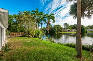 288 NW 39th Way, Deerfield Beach, FL 33442 - Photo 30