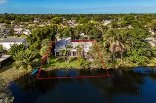 288 NW 39th Way, Deerfield Beach, FL 33442 - Photo 32