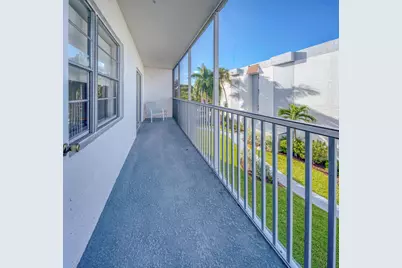 1516 S Lakeside Drive #310, Lake Worth Beach, FL 33460 - Photo 8
