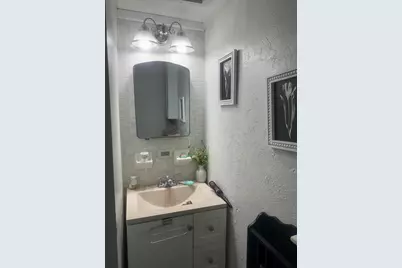 551 NW 99th Way, Pembroke Pines, FL 33024 - Photo 12