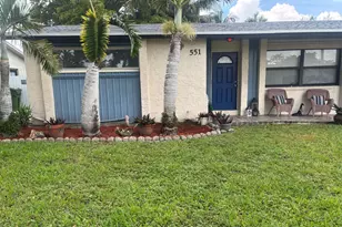 551 NW 99th Way, Pembroke Pines, FL 33024 - Photo 2